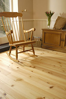 Parquet-en-pin-naturel---FP-BOIS