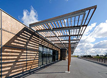 Pergolas-en-pin-traité-autoclave-classe-4---Architecte-RICHARD-MAUBE